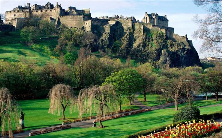 MIEJSKIE KLIMATYZABYTKI - 6372-1440x900-_Castle__Edinburgh__Scotland.jpg