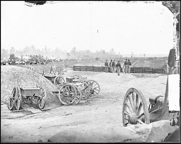 Marynarka, artyleria - libofcongr206 Fair Oaks, Va., vicinity. Fort Richardson and adjacent encampment.jpg