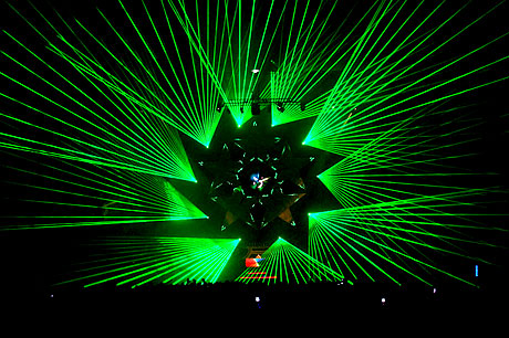  Lasers, Neons  Music - Qlimax_Pic_1_by_SubZero69.jpg