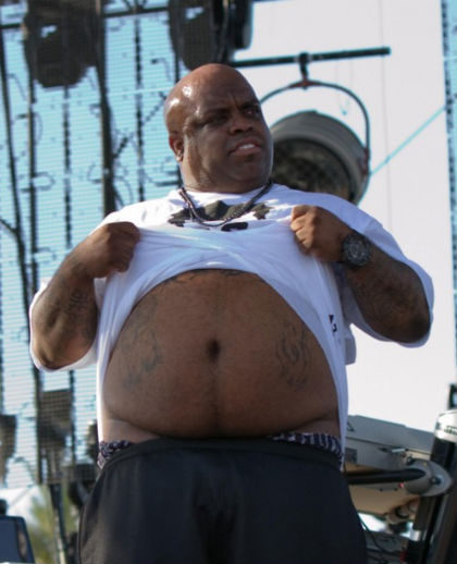 Green Cee-Lo - cee-lo-green-shows-off-the-goods-at-coachella-18614-1303246986-27.jpg