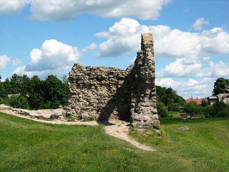 Łotwa - Rezekne_castle_mound_2.jpg