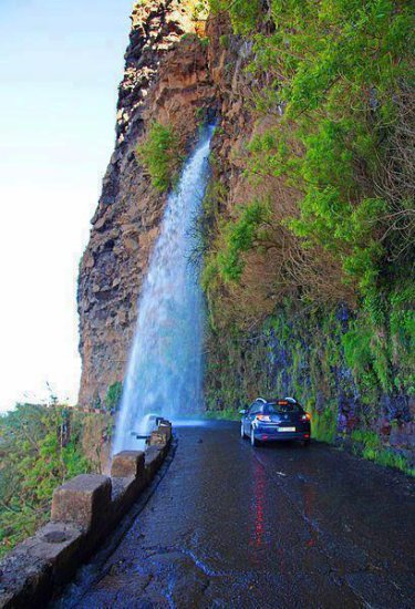 CIEKAWE ZDJĘCIA - Waterfall Highway, Madeira, Portugal.jpg