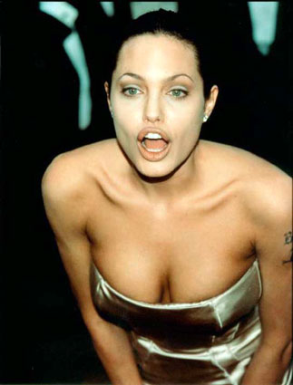 Angelina Jolie - 2.jpg