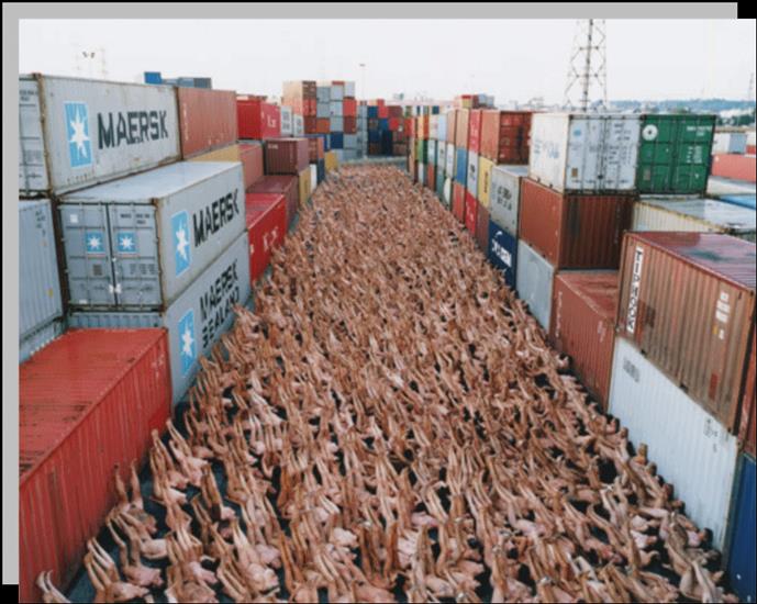  Tunick Spencer  - Tunick Spencer photo 31.png