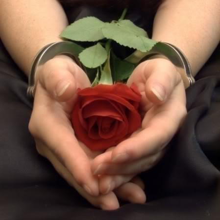 dłonie i róże - 000S054fh1V.jpg